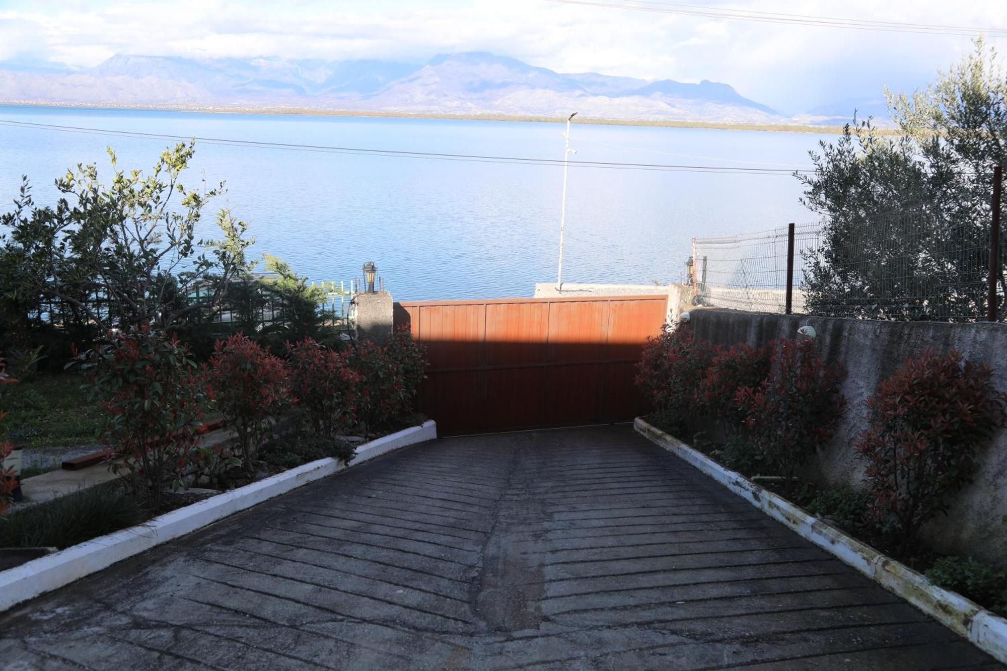 Lakefront House Shiroka Exterior photo